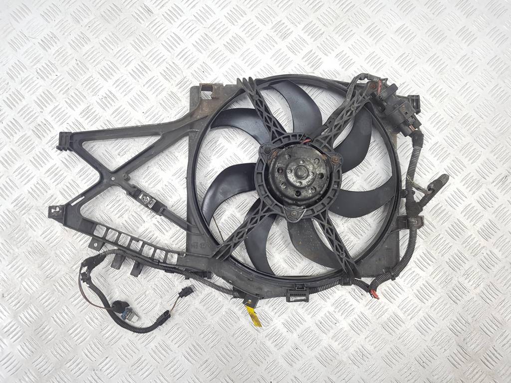 Вентилятор радиатора основного Opel Combo C купить в России