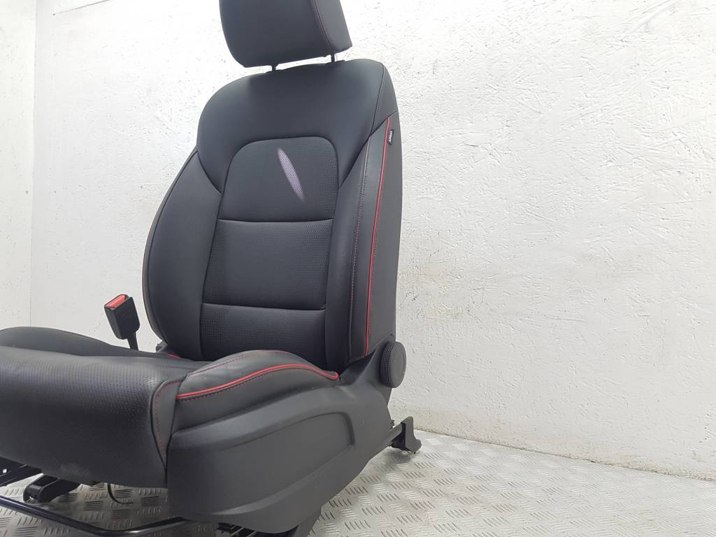 Салон (сидения) комплект Kia Sportage 4 (QL) купить в Беларуси