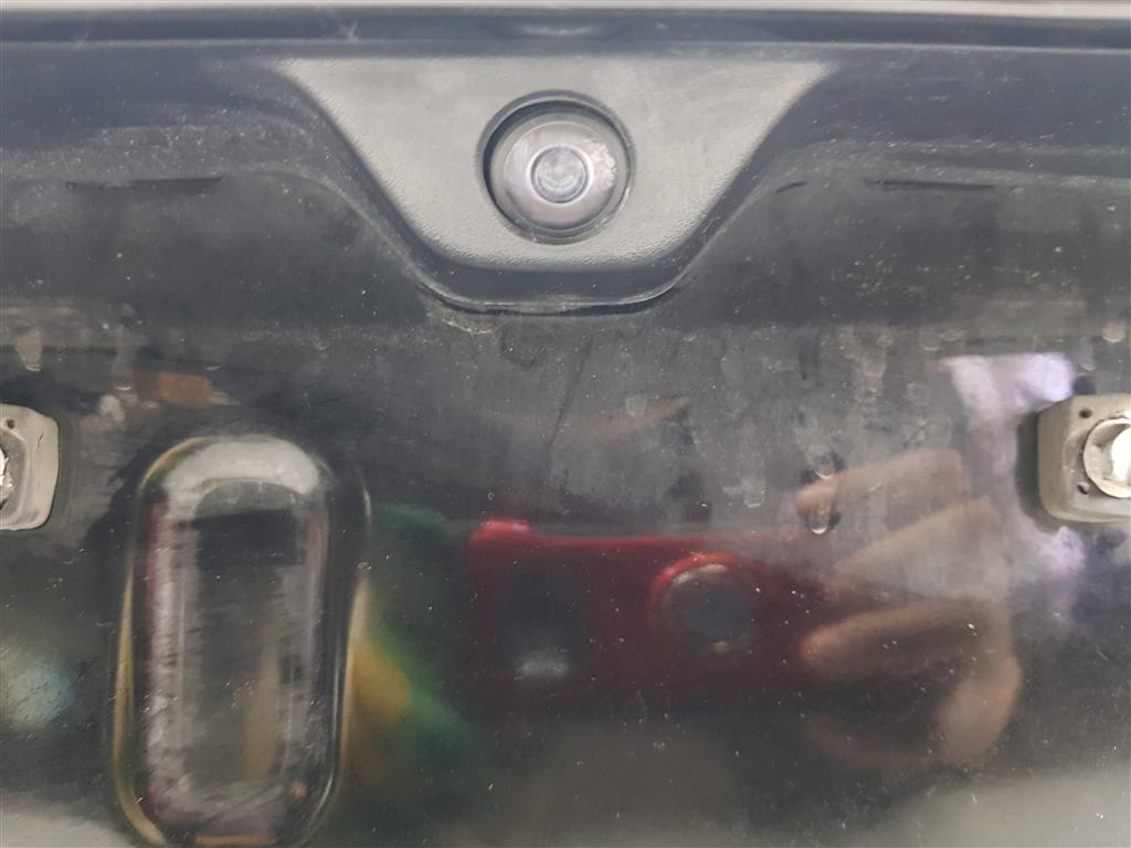Крышка (дверь) багажника Jeep Grand Cherokee 4 купить в Беларуси