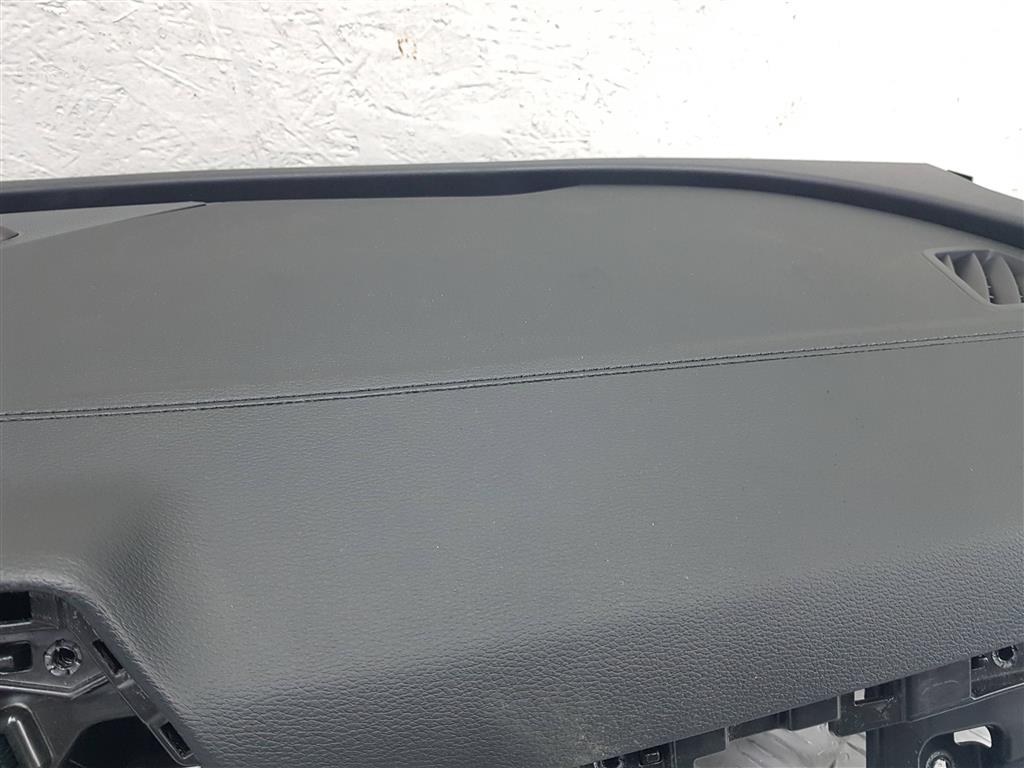 Торпедо (панель передняя) Kia Sportage 4 (QL) купить в России
