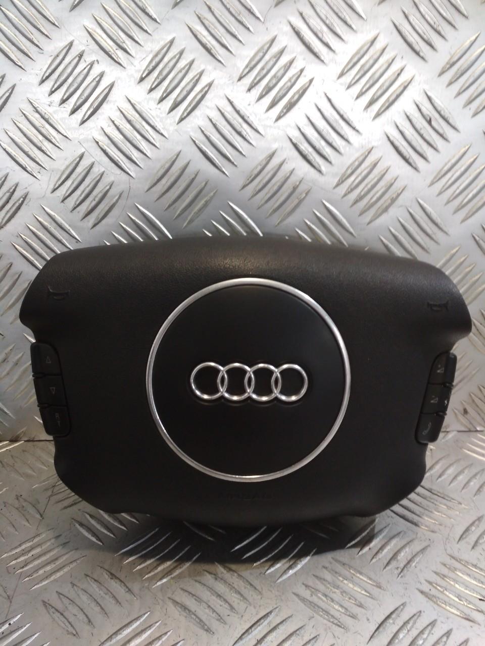 Подушка безопасности (Airbag) водителя - Audi A8 D2 (1994-2002)