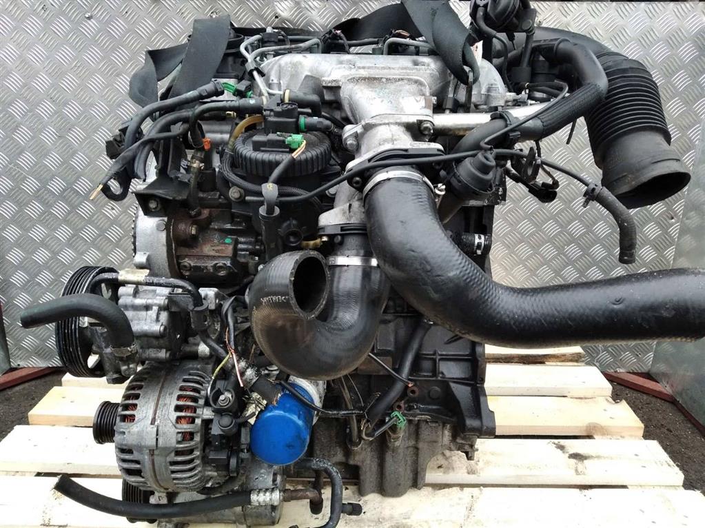 Двигатель (ДВС) - Citroen C5 (2001-2008)