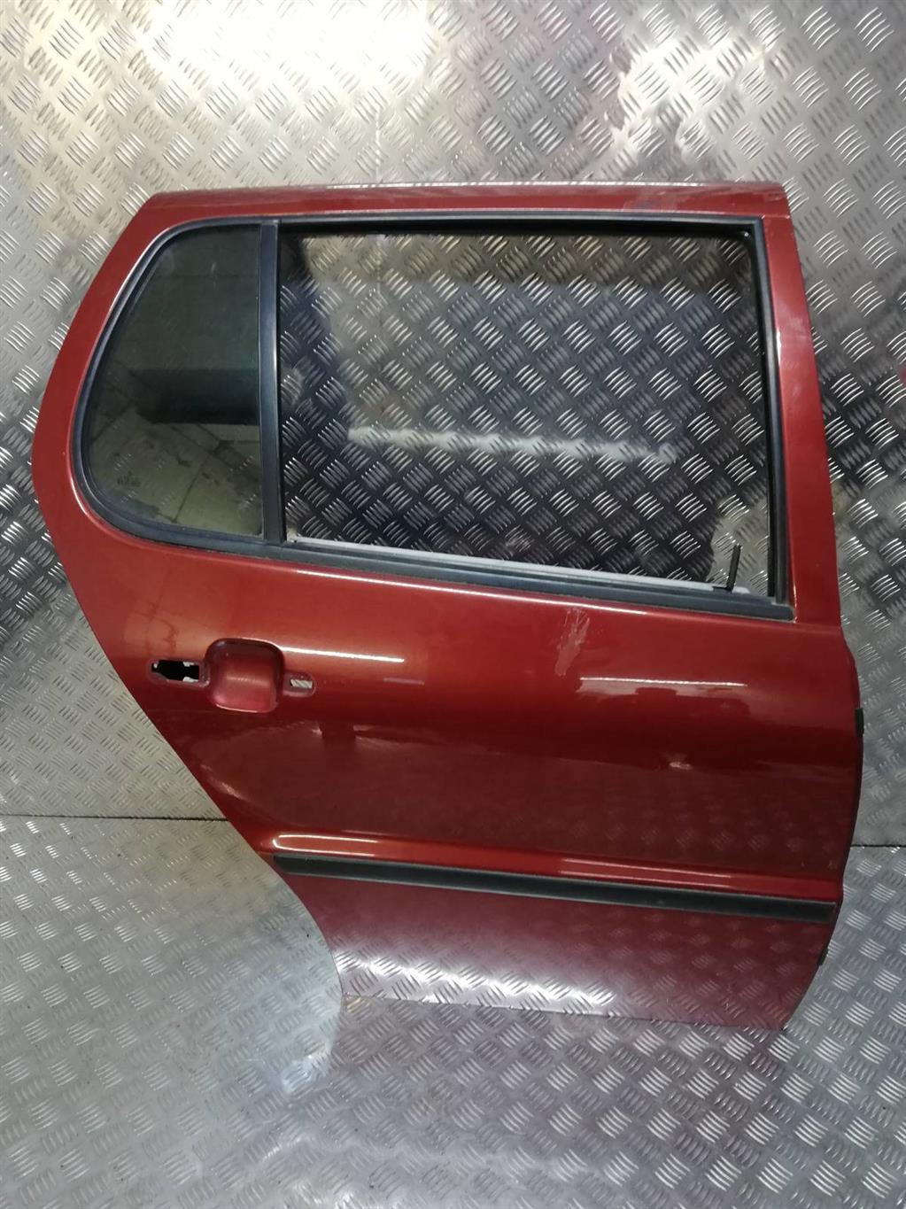 Дверь боковая - Volkswagen Polo (1994-2002)